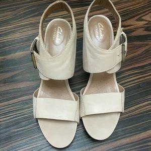 Clarks Okena Mod Block Heel Sandal